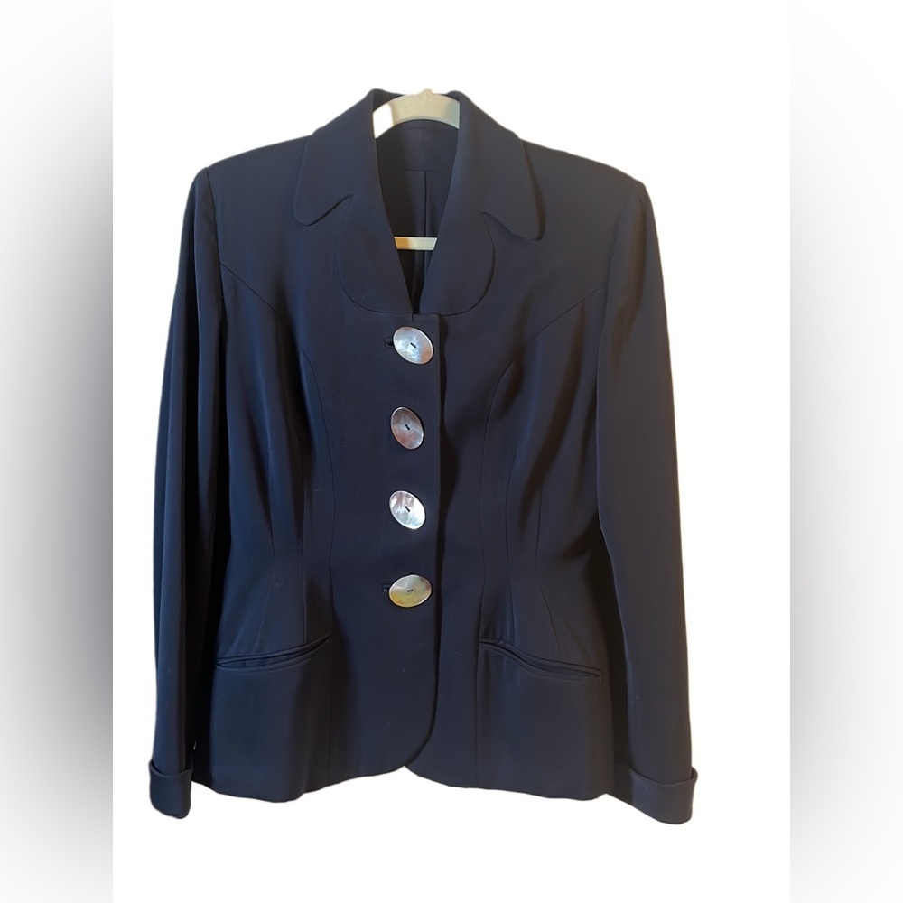 Women’s vintage navy blazer with shell buttons union made size small